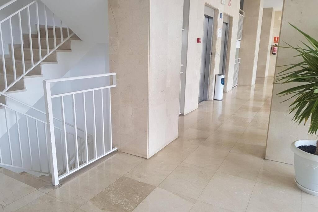 Ideal 2 Benidorm Kültér fotó